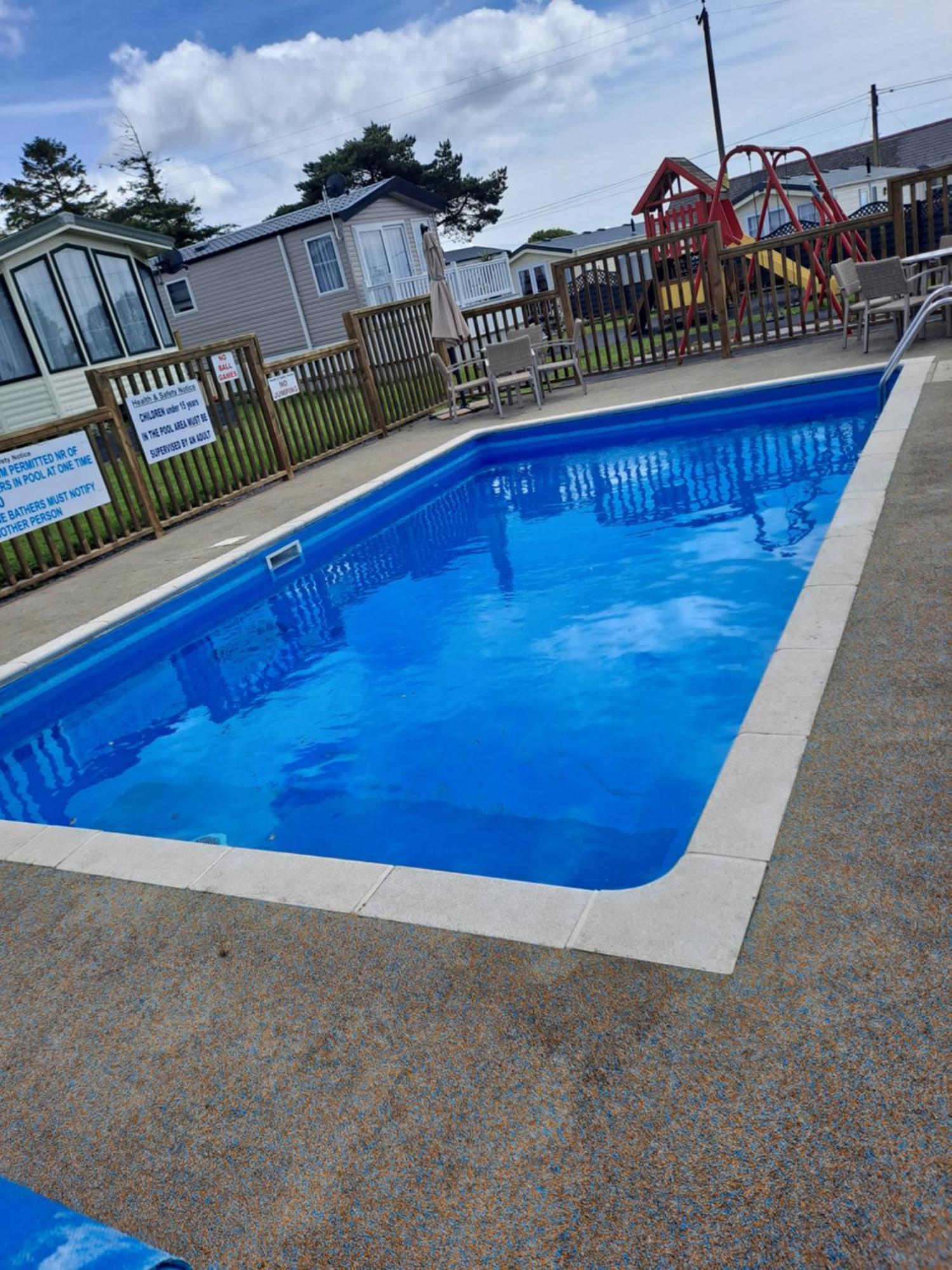 Amroth Bay Holiday Caravan Llanteg Εξωτερικό φωτογραφία